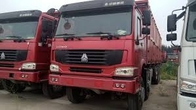 SINOTRUK HOWO Dump Truck 371HP 12 roda LHD 31-70tons 20-30CBM ZZ3317N3567W