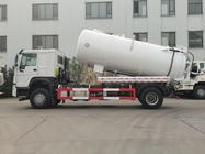 SINOTRUK HOWO Sewage Suction Truck Pembersih Tekanan Tinggi 15CBM LHD 290HP