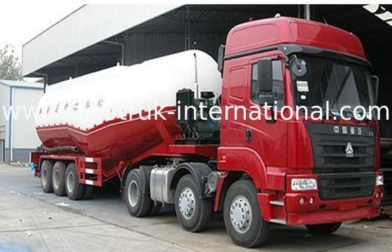 SINOTRUK 3 Axle 48500 Liters Bulk Cement Tank Semi Trailer Truck 50 - 80 ton Loading capacity