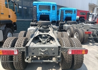 371HP SINOTRUK HOWO 6x4 Truk Traktor Jenis LHD
