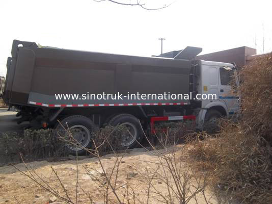 Tipper Dump Truck SINOTRUK HOWO 25tons 371HP 10 roda RHD 10-25CBM ZZ3257N3647A