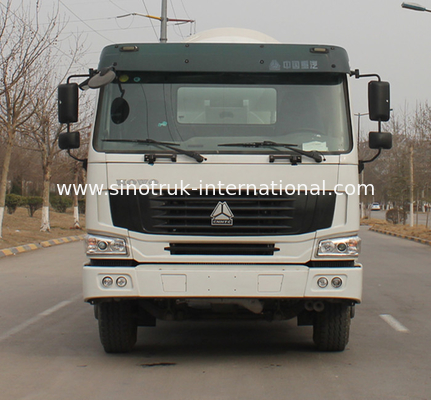 Truk Pengaduk Beton SINOTRUK HOWO 12CBM Euro2 371HP 6X4 RHD ZZ5257GJBN4048W