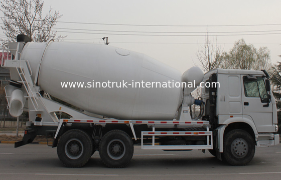 SINOTRUK HOWO Truk Pengaduk Beton 12CBM 371HP 6X4 LHD ZZ5257GJBN4048W