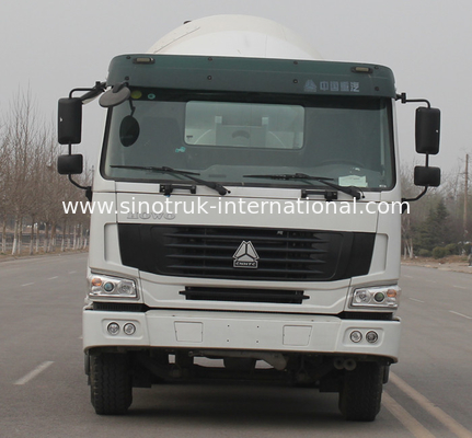 SINOTRUK HOWO Truk Pengaduk Beton 12CBM