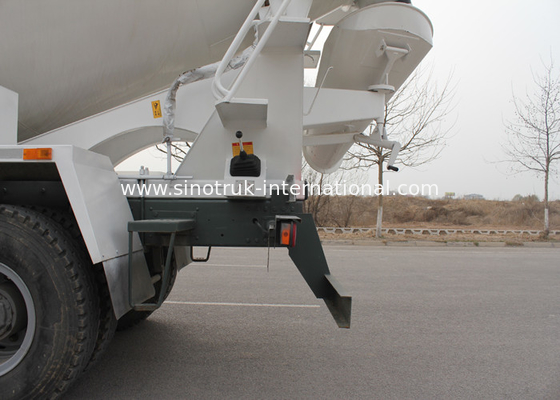 SINOTRUK HOWO Truk Pengaduk Beton 12CBM