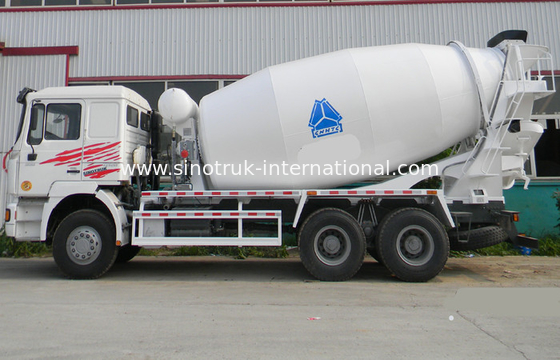 Situs Konstruksi Beton Mixer Truk Trailer Mounted Concrete Mixer