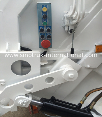 SINOTRUK Truk Pengumpul Sampah Terkompresi 10-12CBM LHD 4X2 ZZ3161M4311