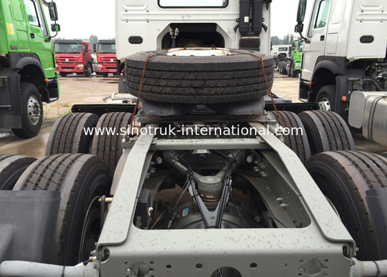 SINOTRUK HOWO Tractor Truck LHD 6X4 10 Wheels Euro2 336 HP ZZ4257S3241W