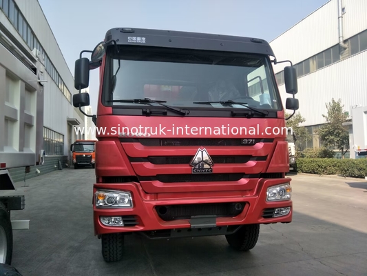 Red HOWO SINOTRUK Dump Truck 10 - 25 Meter Kubik Beban 25 - 40t ZZ3257N3847A