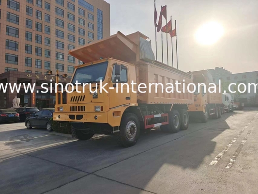 6X4 LHD Mining Tipper Dump Truck 371HP 70 Ton SINOTRUK HOWO Untuk Industri Pertambangan