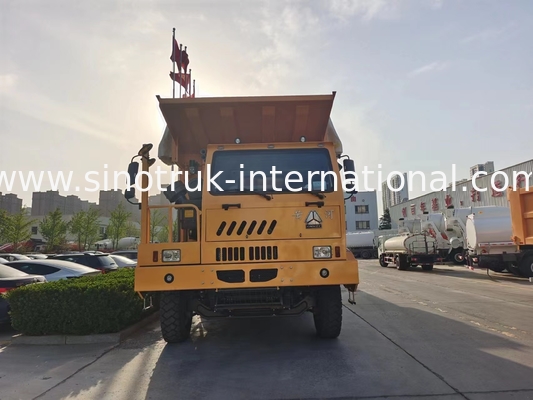 6X4 LHD Mining Tipper Dump Truck 371HP 70 Ton SINOTRUK HOWO Untuk Industri Pertambangan