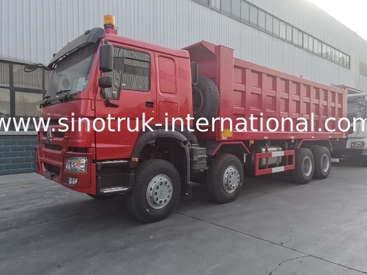 Red SINOTRUK HOWO 8X4 Dump Truck 400hp 12 Roda