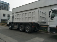 SINOTRUK HOWO Tipper Dump Truck 6×4 400HP 20CBM Putih LHD 10 Roda