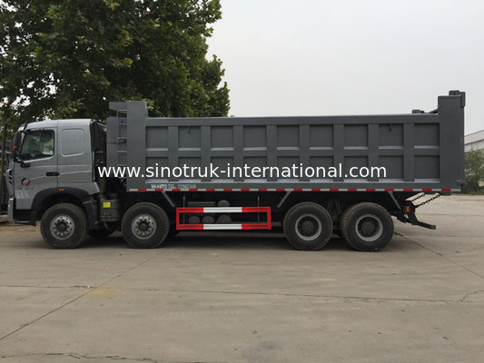 Tipper Dump Truck SINOTRUK HOWO A7 31 Ton Untuk Konstruksi ZZ3317N3567N1