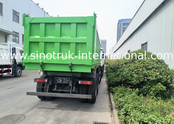 Sinotruk Howo Tipper Dump Truck Weichai 400Hp 6 × 4 Lhd Green Middle Lifting