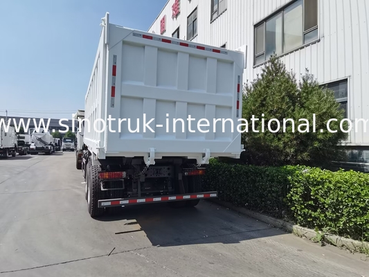 12 Roda Sinotruk HOWO 8X4 Dump Truck 400hp Untuk Pertambangan