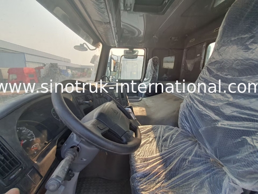 HOWO A7 Traktor Truk bekas LHD 6X4 Euro 2 371 HP Dengan Power Assisted Hydraulic Steering Putih