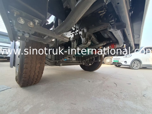 HOWO A7 Traktor Truk bekas LHD 6X4 Euro 2 371 HP Dengan Power Assisted Hydraulic Steering Putih
