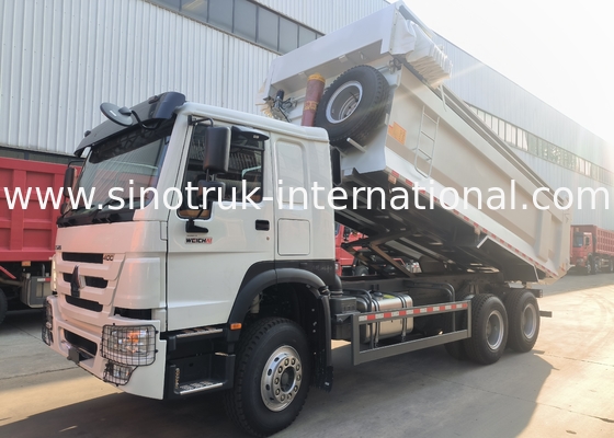 Sinotruk Howo Tipper Dump Truck 400Hp 6 × 4 U Shape Tray Dengan Tarpaulin Otomatis