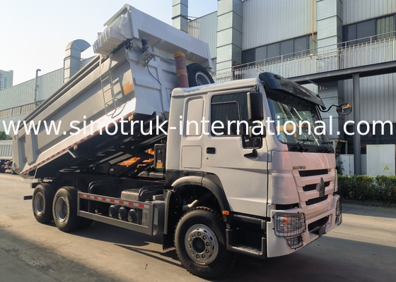 Sinotruk Howo Tipper Dump Truck 400Hp 6 × 4 U Shape Tray Dengan Tarpaulin Otomatis