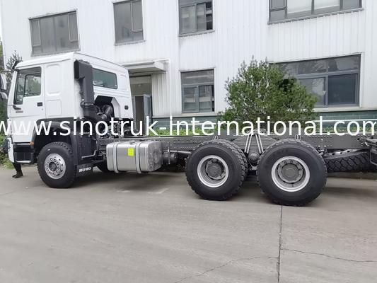 SINOTRUK HOWO Dropside Cargo Kendaraan komersial Truk Sasis LHD 6X4 400HP