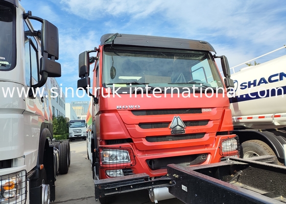 SINOTRUK HOWO Merah 380HP 8×4 12Wheels Tangki minyak kapasitas tinggi truk