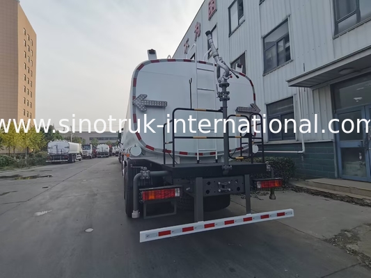 Sinotruk HOWO Putih RHD 6x4 Tangki Air Truk ZZ1257V4347B1 Dengan Fungsi Flush Tekanan Tinggi
