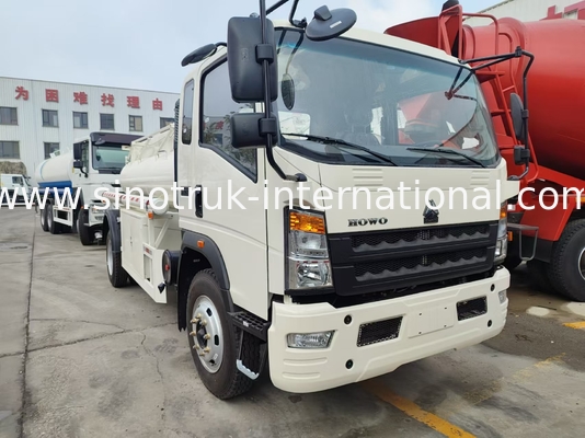 HOWO 4×2 Truk Ringan 5-6CBM LHD 160HP