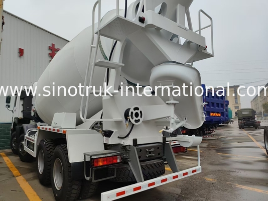 HOWO 8*4 12 roda truk pencampuran beton 400HP 16CBM Daya besar Kapasitas besar
