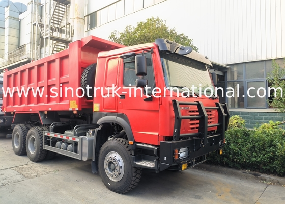Sinotruk Howo Tipper Dump Truck 6 × 4 Lhd 10 Roda Ghost Face Bumper Ban Mining