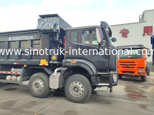 HOWO NX 380HP RHD Black Tipper Dump Truck Dengan Lapisan Tarpaulin