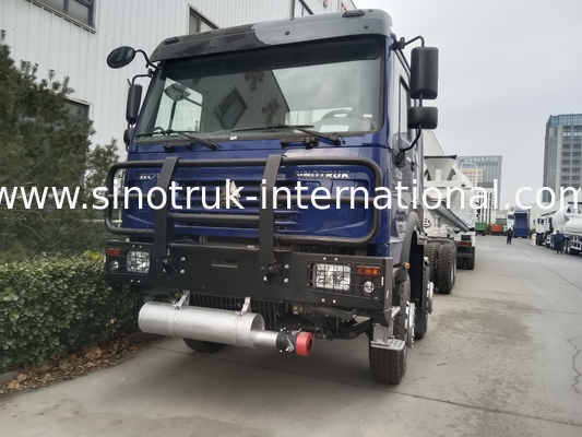 SINOTRUK HOWO Tank Oil Truck Chassis 400HP 8X4 LHD 50 Ton 40CBM