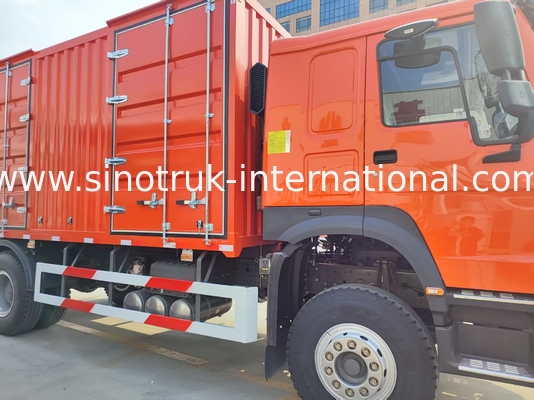 Versatile Powerhouse: Temukan HOWO 4x2 Van Truck's Superior Durability & Cost-Effective Design