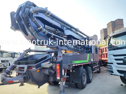 High Rise Mastery HOWO 380HP Smart Pump Trucks 52m Boom 6x4 Traction Untuk Vertikal Tidak Terbandingkan