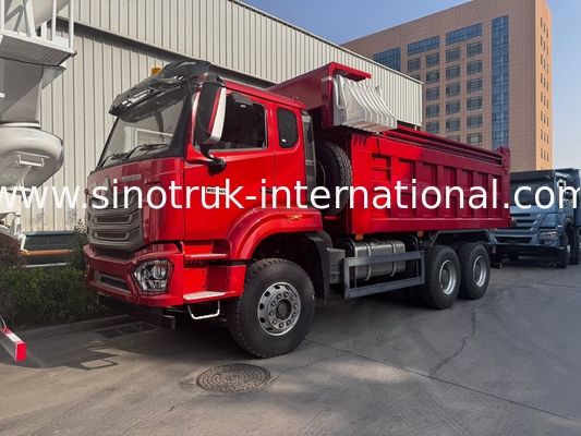 SINOTRUK HOHAN Howo Baru 6X4 RHD 10 Roda Dengan Lapisan Dibekali Pintu Belakang Kekerasan Transportasi yang efisien