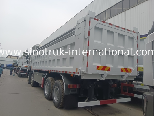 SINOTRUK HOWO 380HP Tipper Dump Truck 12 Roda LHD 31 Ton 20-30CBM V7-X Kabin