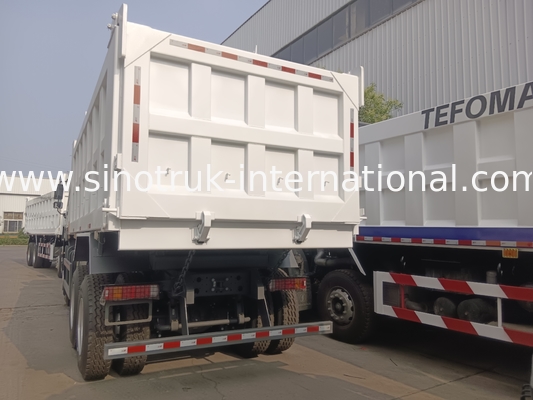 Truk 10 Roda Tipper Dump 371HP 6x4 Drive Mesin Euro2