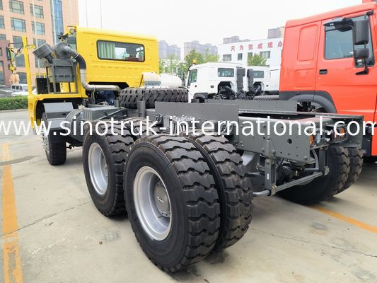 Pengangkut berat serbaguna dengan ukuran kotak kargo 5800*3200*1800mm dan kabin truk HW7D