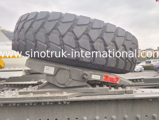 SINOTRUK 430 horsepower 6 × 4 tractor with a military bumper