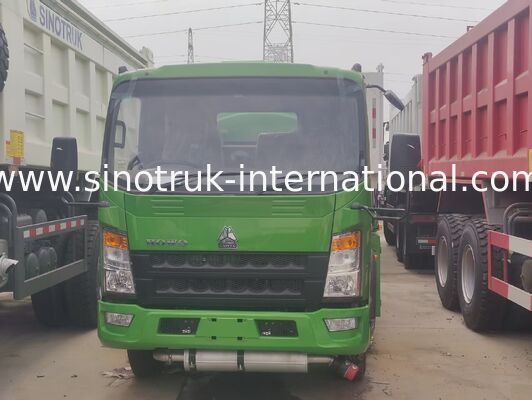 Sinotruk HOWO Truk Tangki Minyak Kapasitas 8 CBM dengan Tipe Penggerak 4x2 dan Standar Emisi Euro III