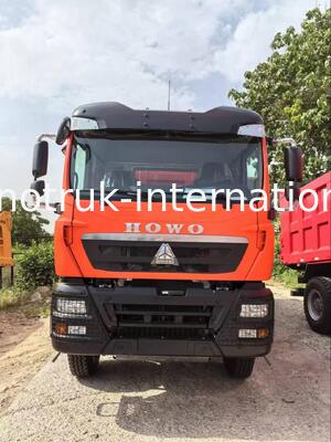 SINOTRUK HOWO TX Model 380HP LHD Tipper Dump Truck 6X4 Utype Container Putih