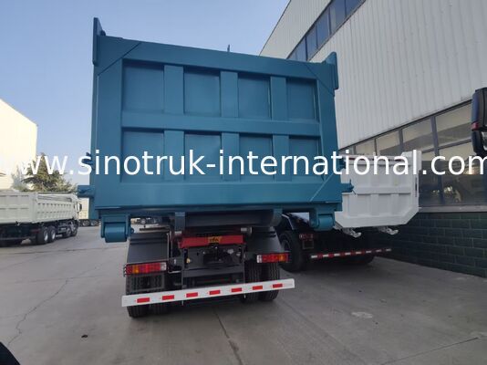 SINOTRUK Hook-Arm Garbage Truck dengan 20 Ton HYVA Hook Arm, 43 Wheelbase Chassis dan Volume Kontainer yang Dapat Dikustomisasi