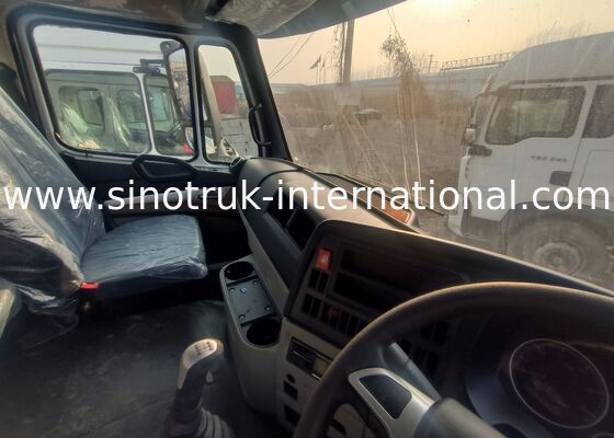 ZZ427V344JB1R Traktor Truk dengan Mesin 371HP, 6x4 Drive Wheel, dan H77L Kabin Dengan A / C untuk Transportasi Tugas Berat