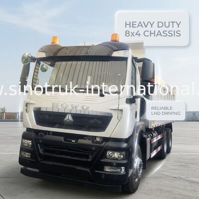 Truk Pengangkut Tugas Berat HOWO TX dengan Kapasitas Tangki Bahan Bakar 300L dan Material Bodi Baja untuk Pengangkutan Beban Berat