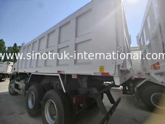 Truk dump Sinotruk HOWO TX dengan mesin 400HP dan standar emisi Euro 2