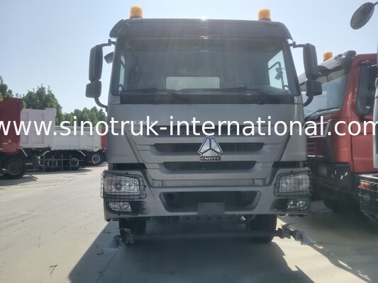 Sinotruk Howo Sprinkler Tangki Air Truk 10-25CBM 6 X 4 Euro 2 371HP Putih