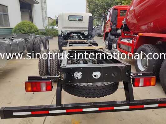 HOWO 140HP Sasis Truk Kargo Penggerak Tangan Kiri dengan Kapasitas Beban 8-12ton