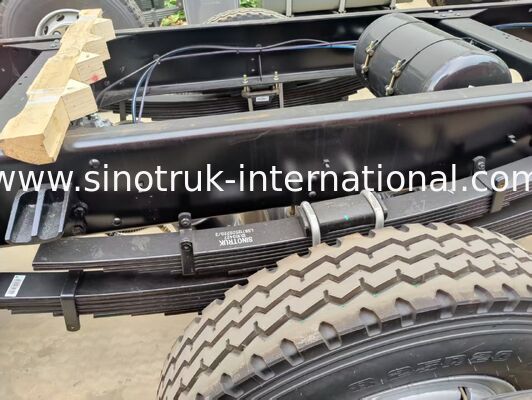 HOWO 140HP Sasis Truk Kargo Penggerak Tangan Kiri dengan Kapasitas Beban 8-12ton