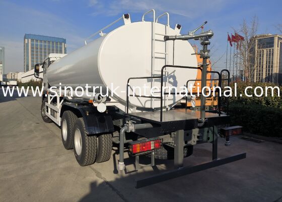 6 sampai 8L Kapasitas Mesin Tangki Air Truk Dengan 20000 Liter Tangki Kapasitas Solusi untuk Pengiriman Air dan Irigasi Proyek