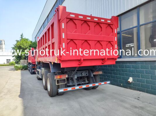 Heavy Duty Red 6*4 Tipper Truck 20 Meter Kubik 371HP Mesin, 40-50 Ton Muatan untuk Pengangkutan Tambang